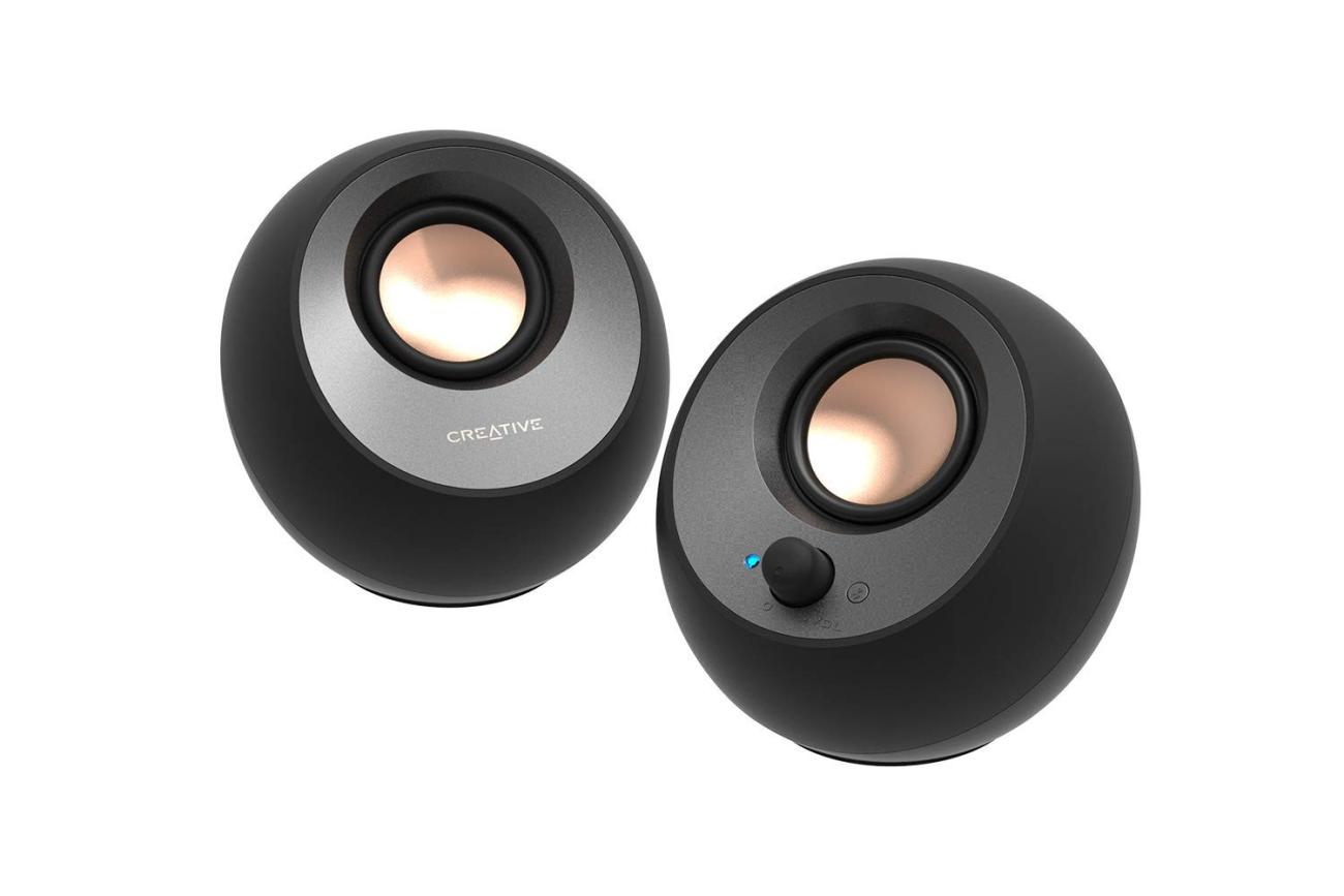 Creative Pebble V3 Altoparlanti Bluetooth USB-C 8W Nero con Clear Dialog